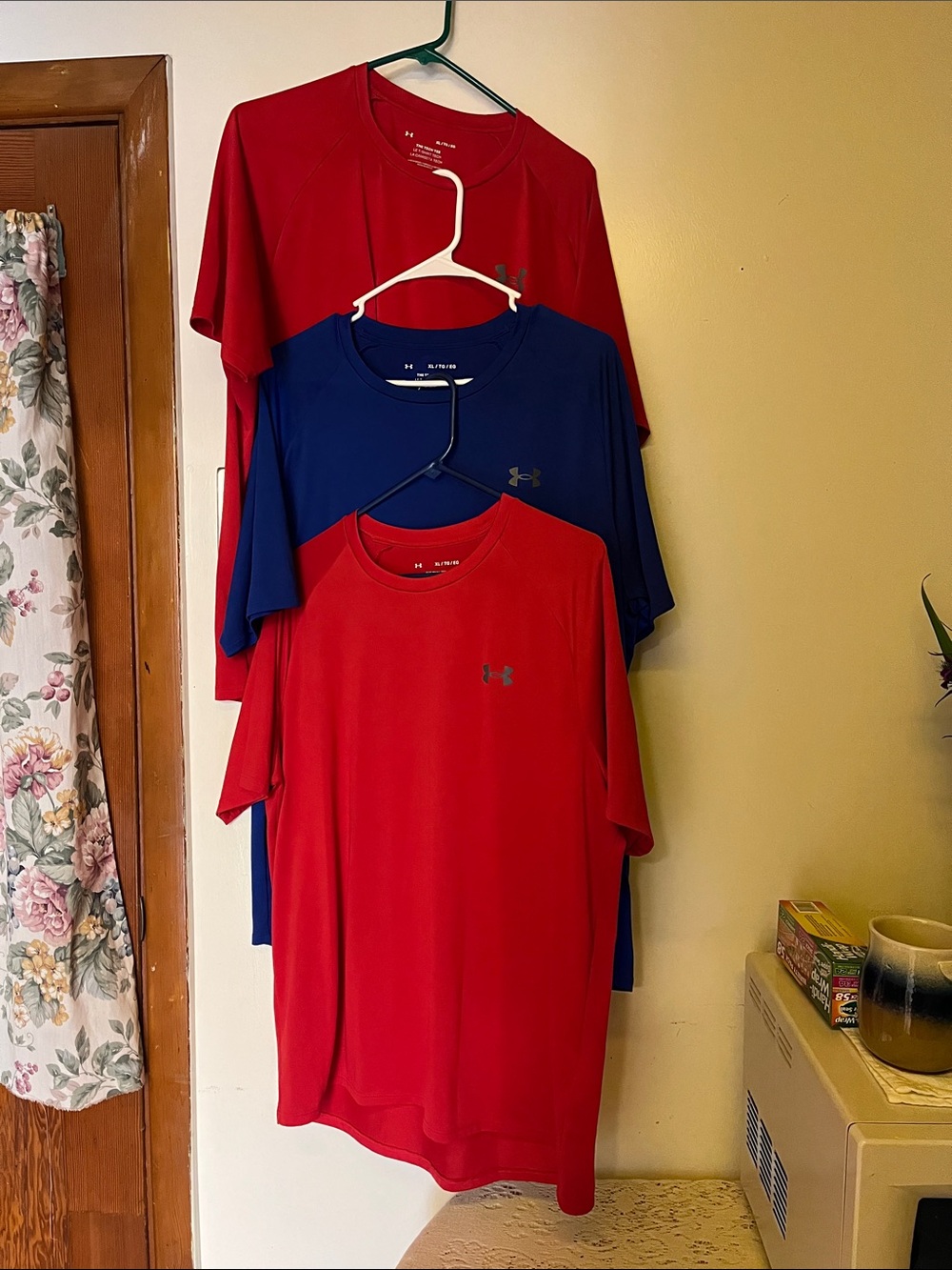 Under Armour Short Sleeve Performance Tees - Red & Blue Bundle